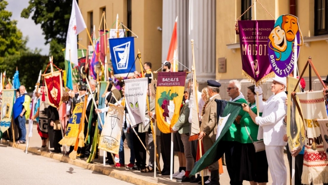 XV Latvijas amatierteātru svētki Valkā