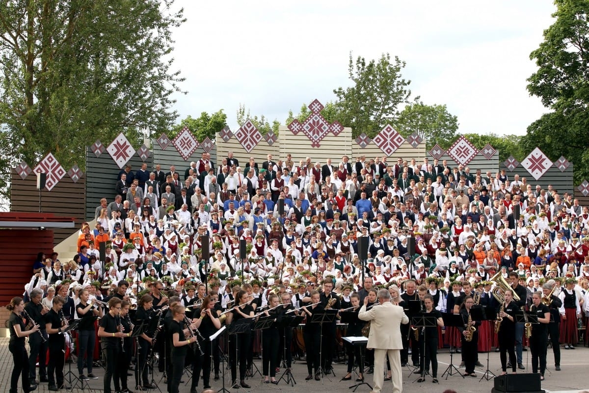 XXVI Vispārejo latviešu Dziesmu un XVI Deju svētku ieskaņas koncerts Jēkabpilī