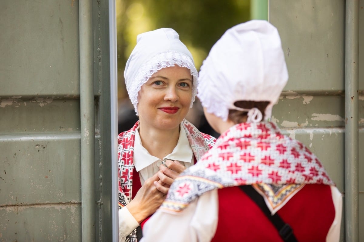 IX Starptautiskais tautas deju festivāls "Sudmaliņas" - koncerts "Trejdeviņas saules lēca" Vērmanes dārzā