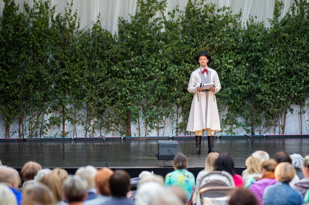 IX Starptautiskais tautas deju festivāls "Sudmaliņas" - koncerts "Trejdeviņas saules lēca" Vērmanes dārzā