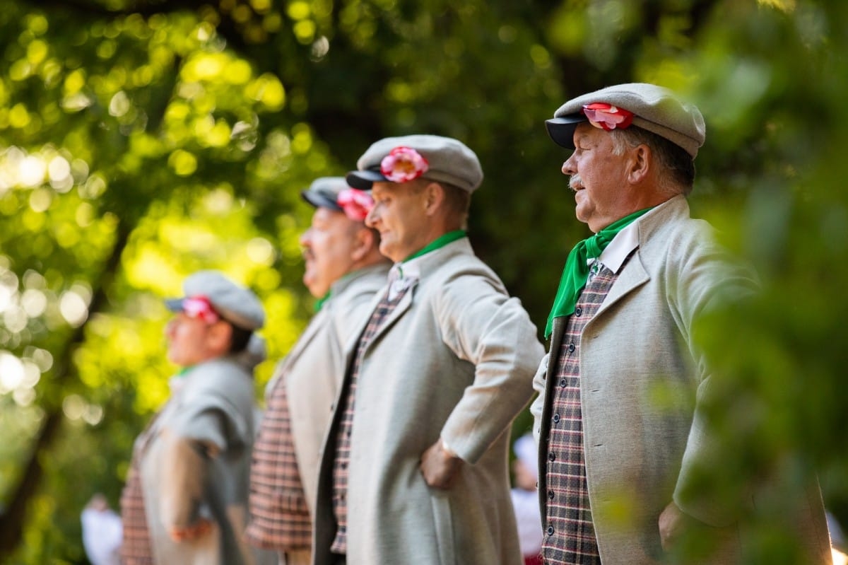 IX Starptautiskais tautas deju festivāls "Sudmaliņas" - koncerts "Trejdeviņas saules lēca" Vērmanes dārzā