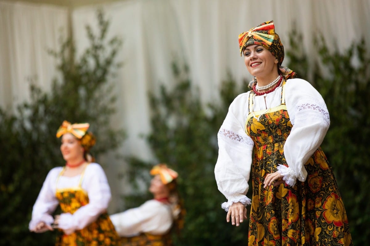 IX Starptautiskais tautas deju festivāls "Sudmaliņas" - koncerts "Trejdeviņas saules lēca" Vērmanes dārzā