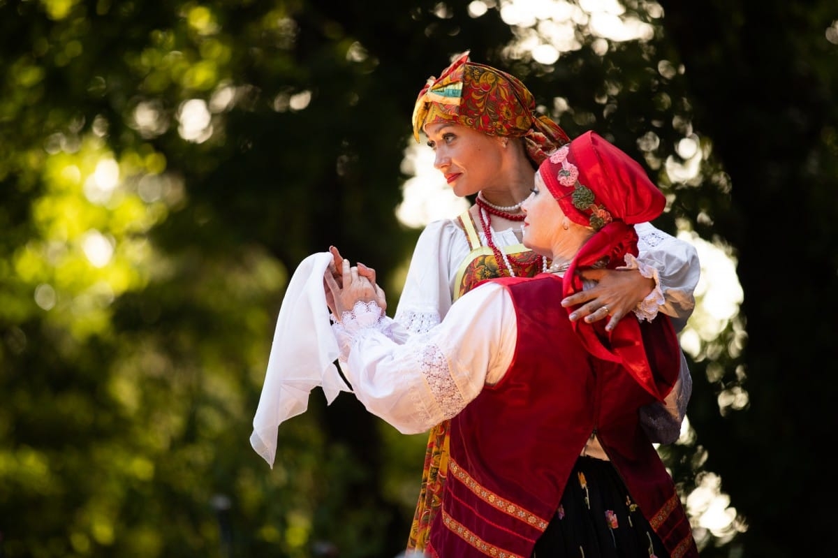 IX Starptautiskais tautas deju festivāls "Sudmaliņas" - koncerts "Trejdeviņas saules lēca" Vērmanes dārzā