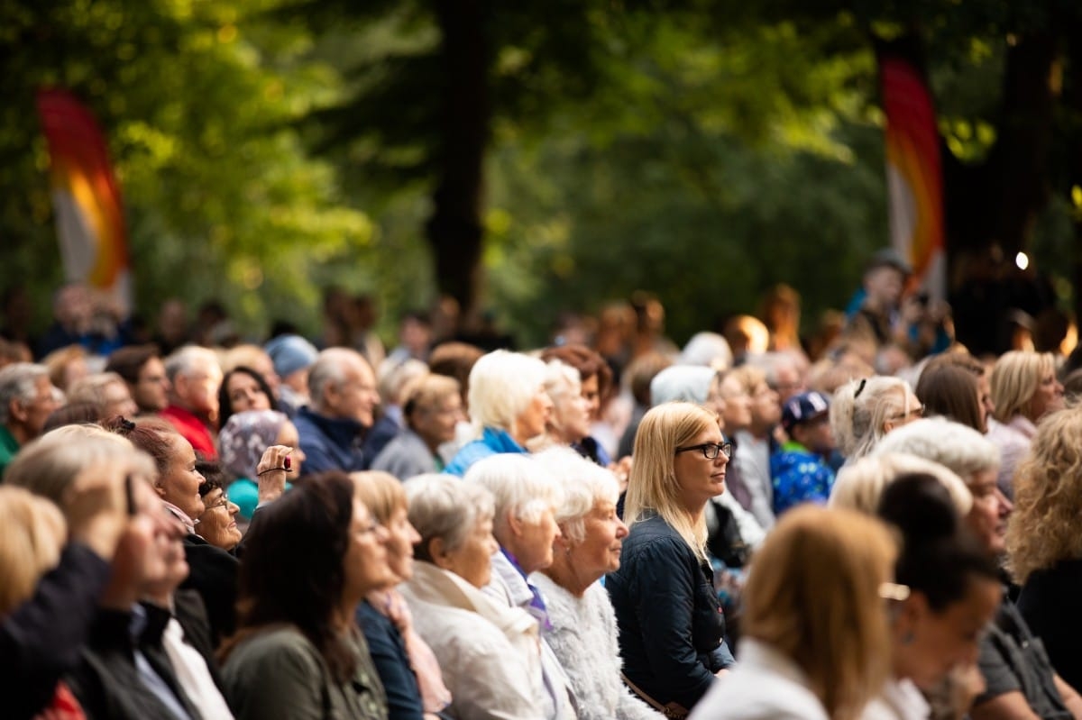 IX Starptautiskais tautas deju festivāls "Sudmaliņas" - koncerts "Trejdeviņas saules lēca" Vērmanes dārzā