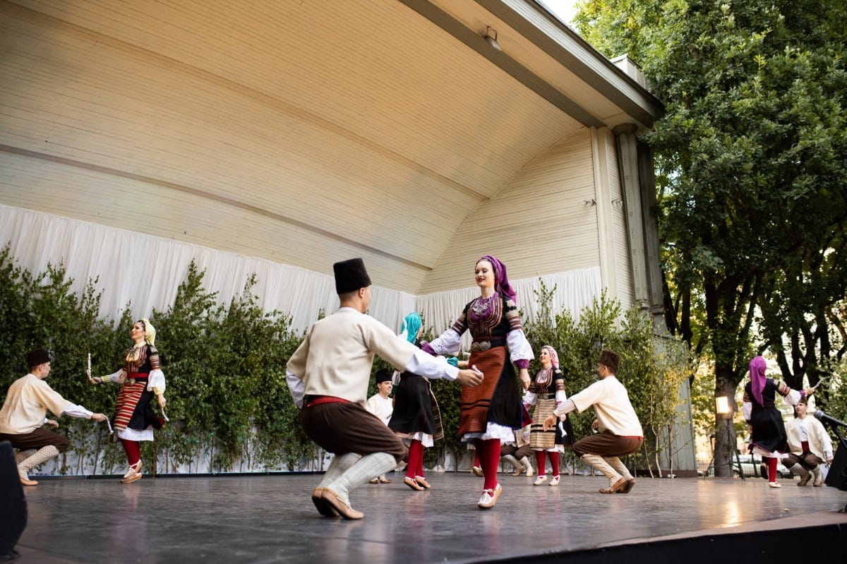 IX Starptautiskais tautas deju festivāls "Sudmaliņas" - koncerts "Trejdeviņas saules lēca" Vērmanes dārzā