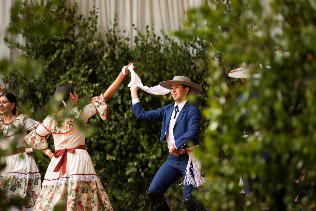 IX Starptautiskais tautas deju festivāls "Sudmaliņas" - koncerts "Trejdeviņas saules lēca" Vērmanes dārzā