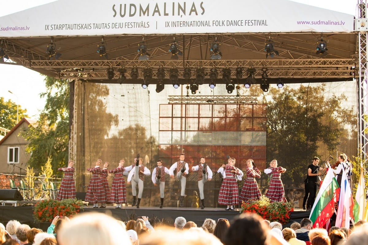 IX Starptautiskā tautas deju festivāla "Sudmaliņas" noslēguma koncerts Liepājā