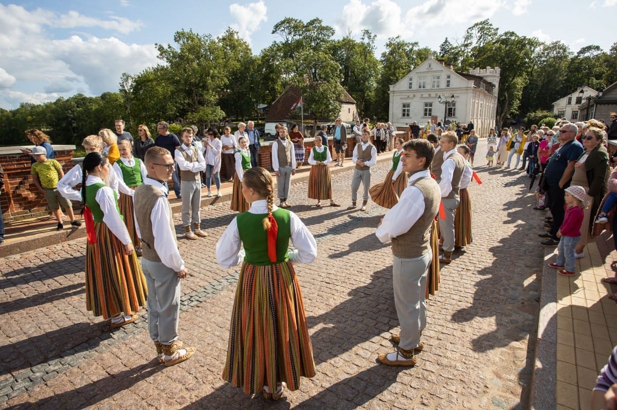 IX Starptautiskais tautas deju festivāls "Sudmaliņas" - Novadu diena Kuldīgā