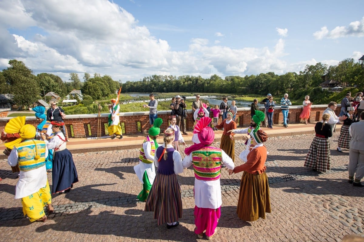 IX Starptautiskais tautas deju festivāls "Sudmaliņas" - Novadu diena Kuldīgā