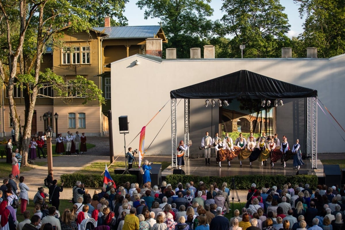 IX Starptautiskais tautas deju festivāls "Sudmaliņas" - Novadu diena Kuldīgā