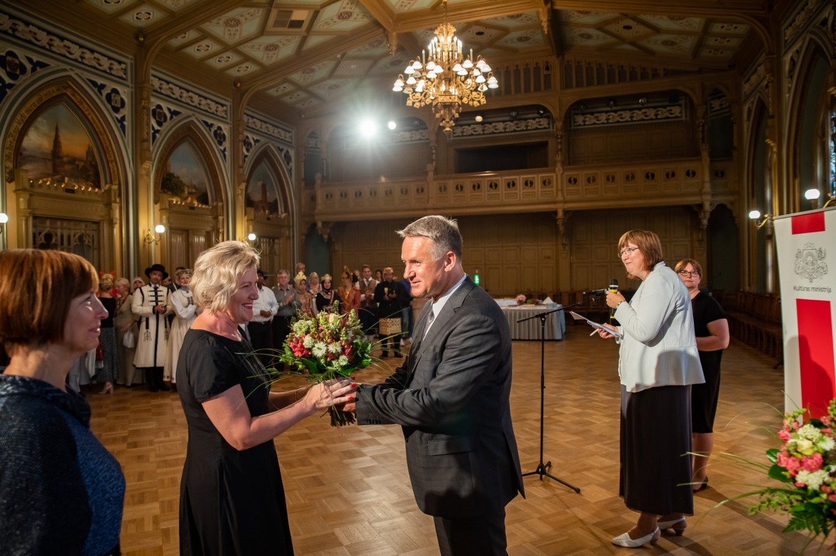 Kultūras ministrijas un Latvijas Nacionālā kultūras centra rīkota pieņemšana par godu IX Starptautiskajam tautas deju festivāla