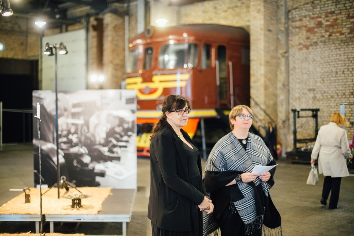 Tautas lietišķās mākslas un amatniecības izstādes "Metāls un rotas" atklāšana Latvijas dzelzceļa vēstures muzejā