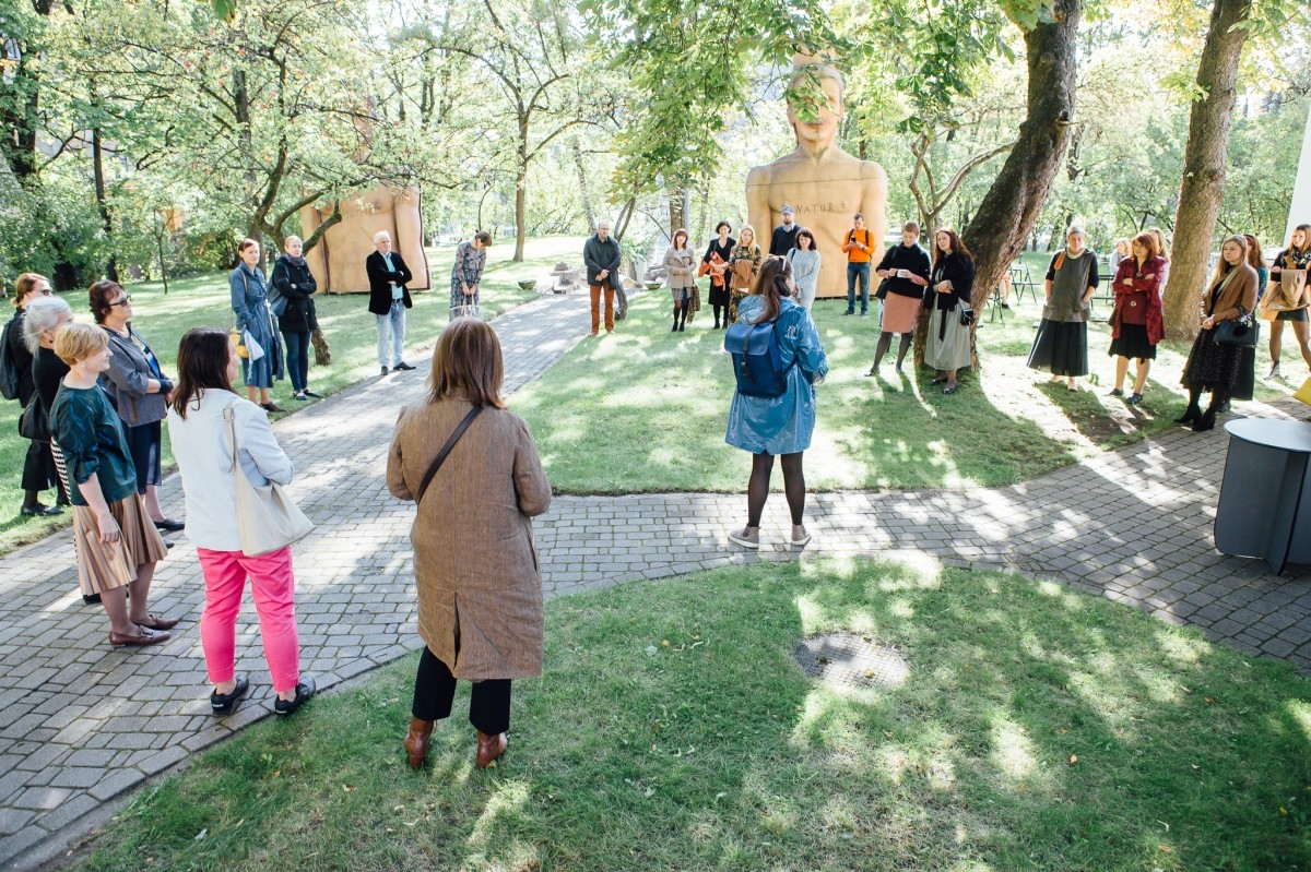 Latvijas mākslas skolu audzēkņu Valsts konkursa laureātu apbalvošana LKA E. Smiļģa Teātra muzejā