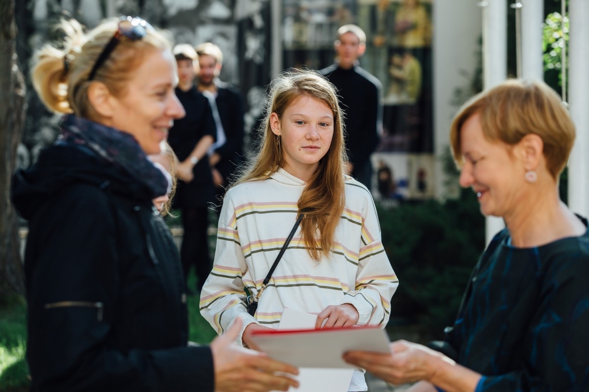 Latvijas mākslas skolu audzēkņu Valsts konkursa laureātu apbalvošana LKA E. Smiļģa Teātra muzejā