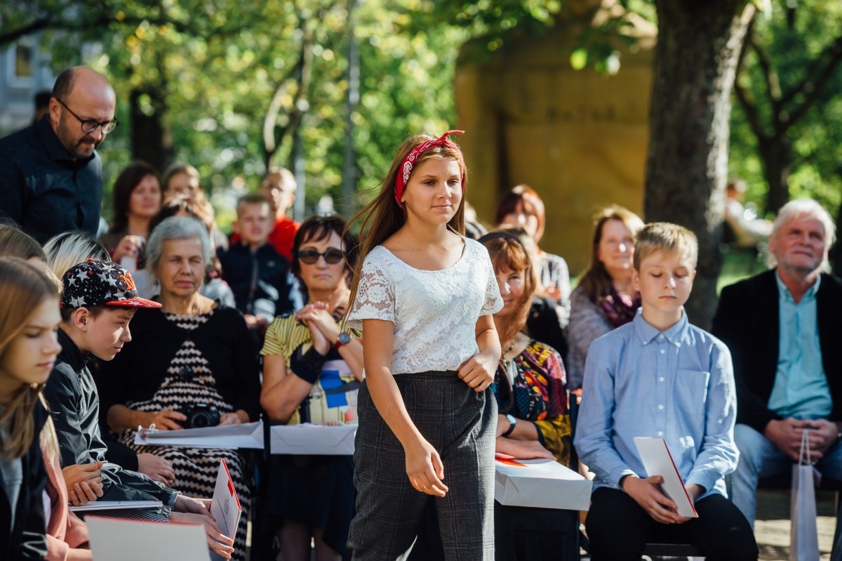 Latvijas mākslas skolu audzēkņu Valsts konkursa laureātu apbalvošana LKA E. Smiļģa Teātra muzejā