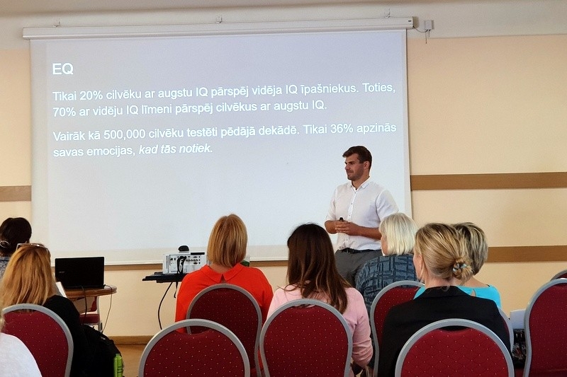 Profesionālās pilnveides kursu “Pārmaiņu vadīšana kultūras organizācijā” pirmais seminārs Liepājā